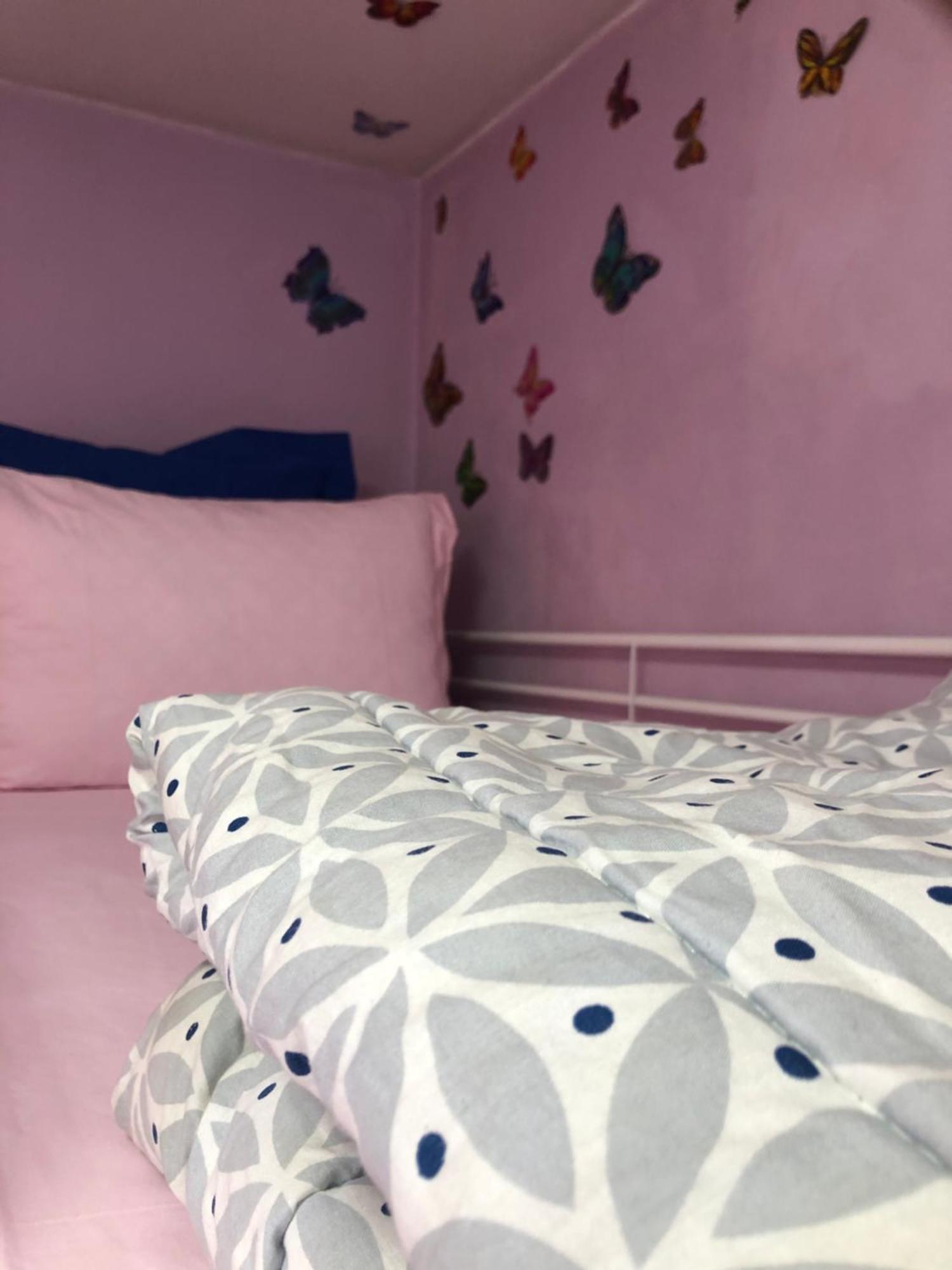Female-Dortoir Femme -Dorm Shared Room Paris ボビニー エクステリア 写真