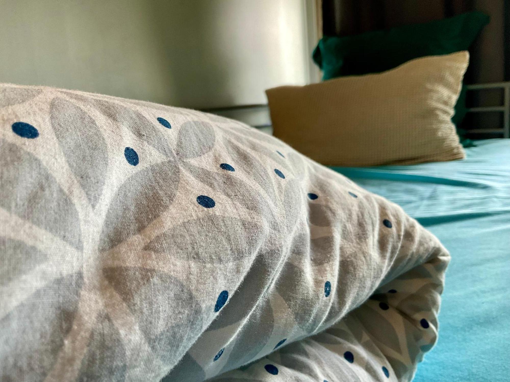 Female-Dortoir Femme -Dorm Shared Room Paris ボビニー エクステリア 写真