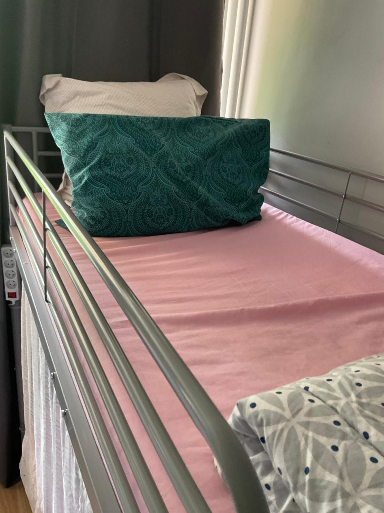 Female-Dortoir Femme -Dorm Shared Room Paris ボビニー エクステリア 写真