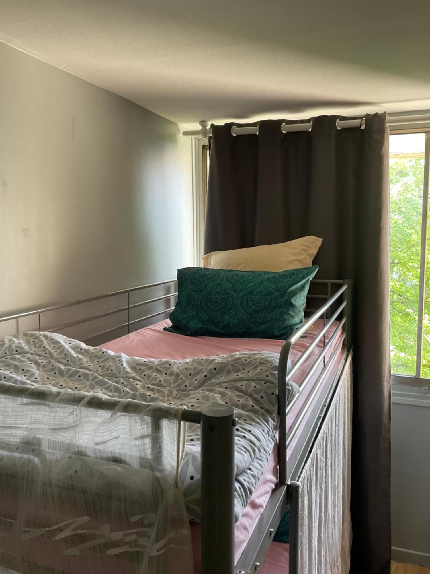 Female-Dortoir Femme -Dorm Shared Room Paris ボビニー エクステリア 写真